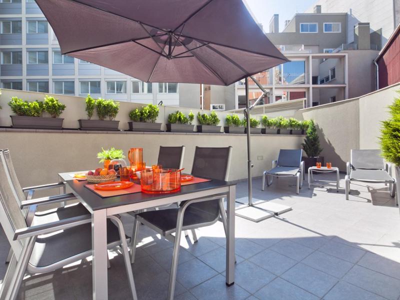 Charmsuites Paralel Барселона Экстерьер фото