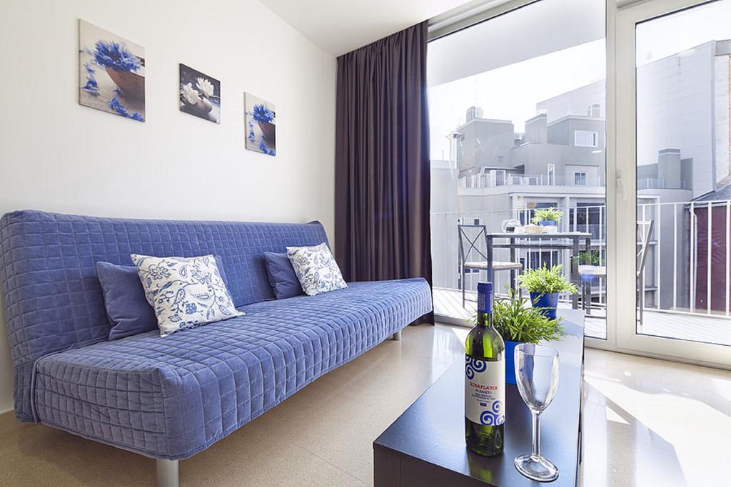 Charmsuites Paralel Барселона Номер фото